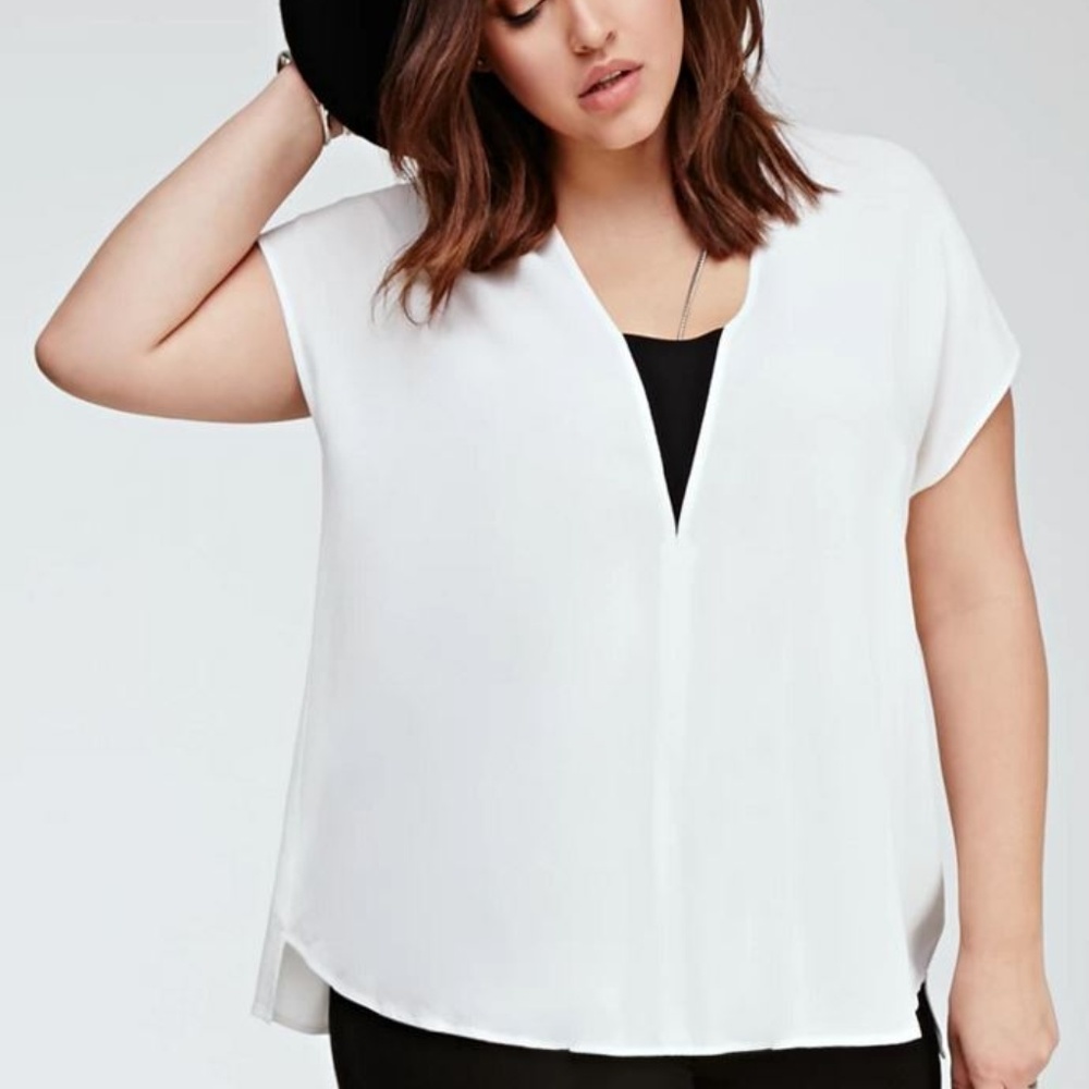 Ivory/Black Contrast Paneled Dolman Blouse - 2X